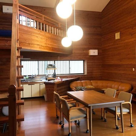 北軽井沢の貸別荘一棟貸し切り-庭とウッドデッキつき Azumaiokozan Екстериор снимка